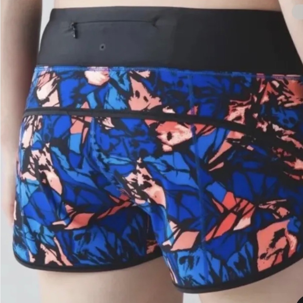 Lululemon women’s Speed Short size 4 Blue Coral lined pocket swim beach